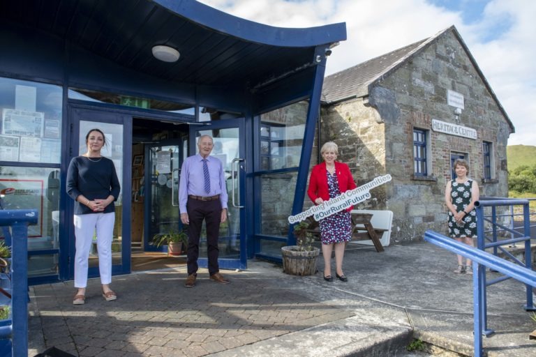 Remote Working: Humphreys attends cabinet meeting by logging on from Bere Island
