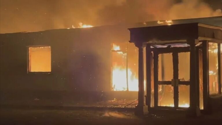 Community and voluntary sector condemns fire at Co Galway hotel
