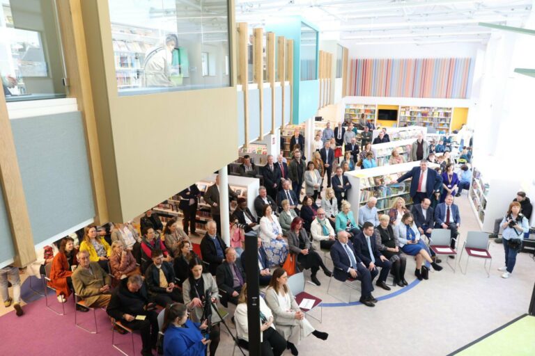 €550,000 funding announced for library supports