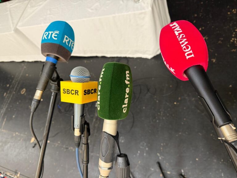 Scariff shows country the way in quest for full radio licence